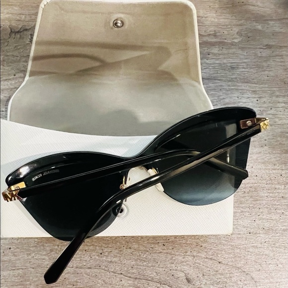 Michael Kors  Great  condition Sunglasses and case - Picture 3 of 5